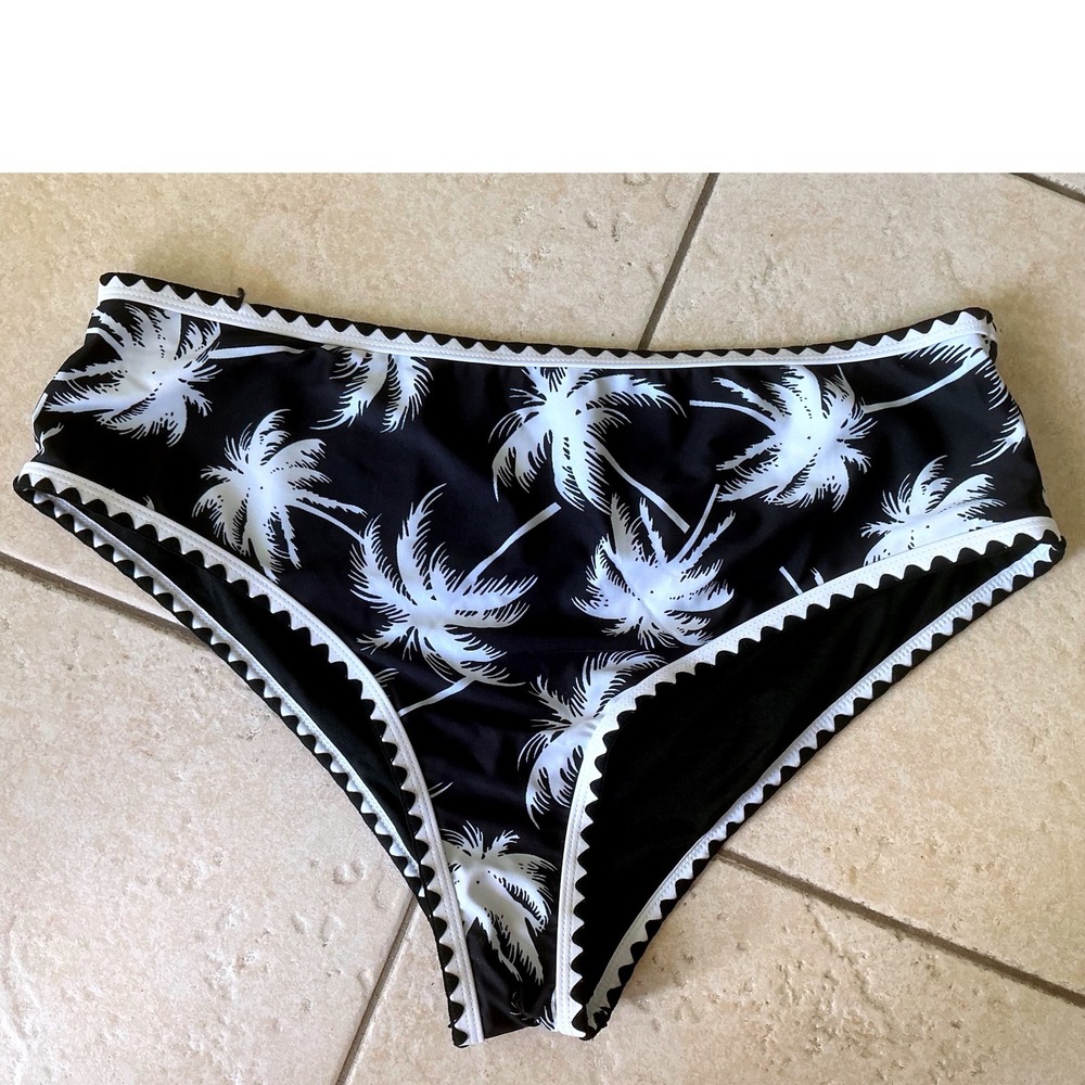 Palm Tree‎ Bikini Bottoms Women 4XL Black White Like New Scallop Trim